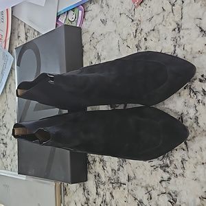 Naturalizer booties SZ 7